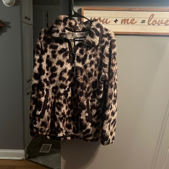 Leopard print Pull over - Picture 3 of 3